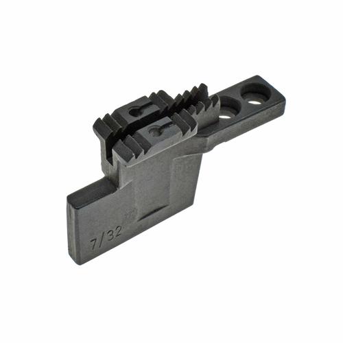 Griffa 2 Aghi 7/32", SINGER, BROTHER, CONSEW, DURKOPP, JUKI, MITSUBISHI, SEIKO # 223639 7/32